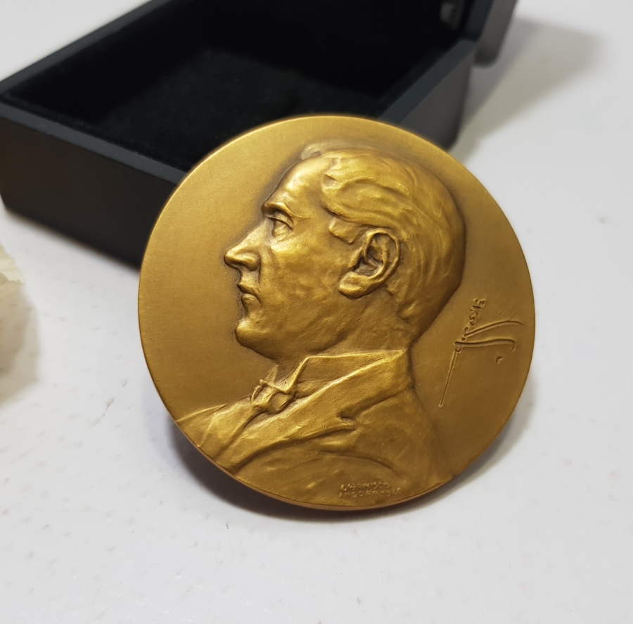 OSMANLICA GAZİ MUSTAFA KEMAL İMZALI BÜYÜK BOY ATATÜRK MADALYON