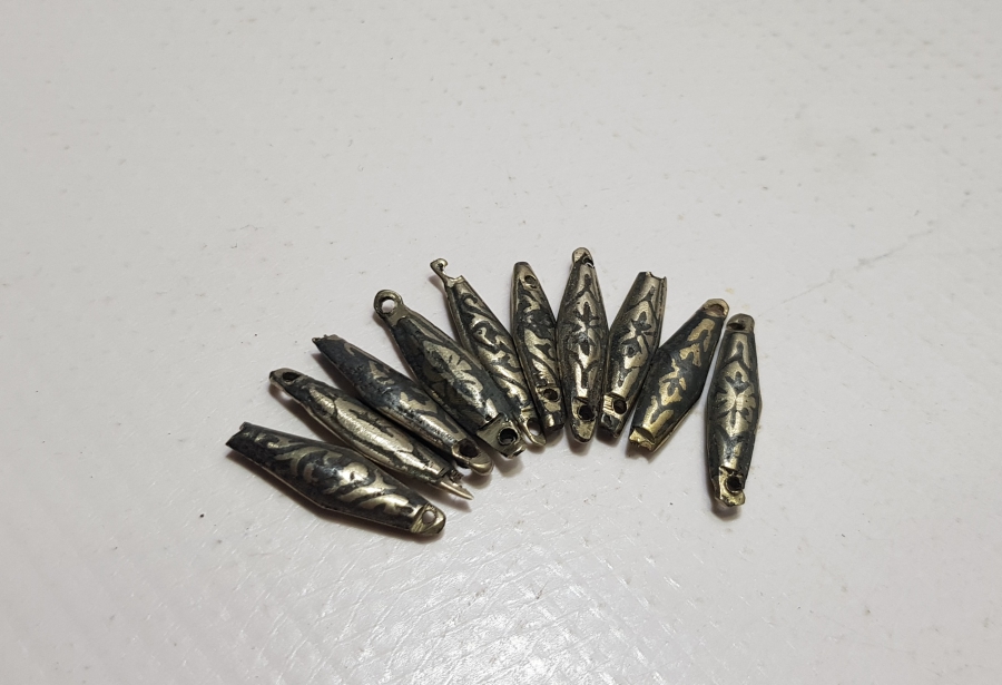 ÜZERLERİ SAVATLI OSMANLI DÖNEMİ TAKI PARÇALARI