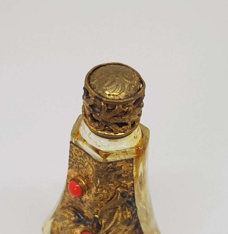 ÜZERİ ALTIN VARAKLI ANTİKA PARFÜM ŞİŞESİ