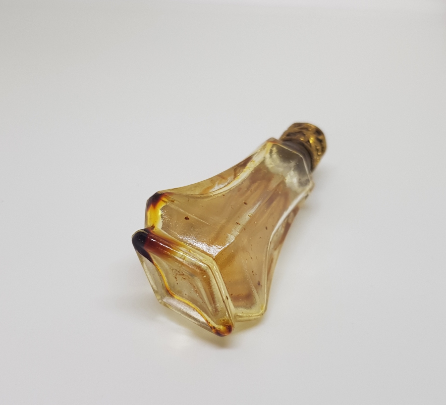 ÜZERİ ALTIN VARAKLI ANTİKA PARFÜM ŞİŞESİ