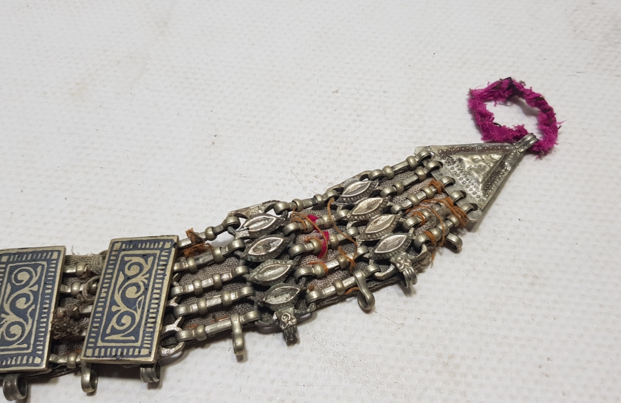 OSMANLI DÖNEMİ SAVAT İŞÇİLİKLİ NADİR FORMDA ERMENİ GELİN BOYUNLUĞU - GIDIKLIĞI