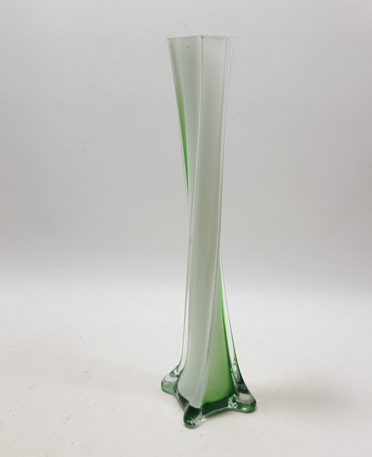 ÇİFT RENKLİ BURGULU FORMLU MURANO CAM LALEDAN