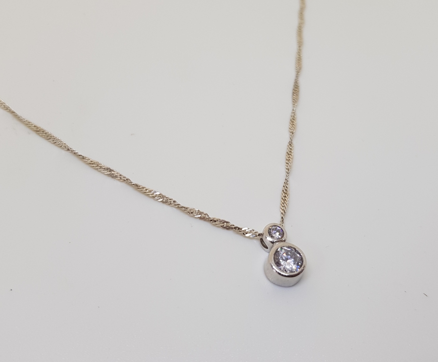 SAVAROSKİ TAŞLI ÖZEL YAPIM GÜMÜŞ KOLYE