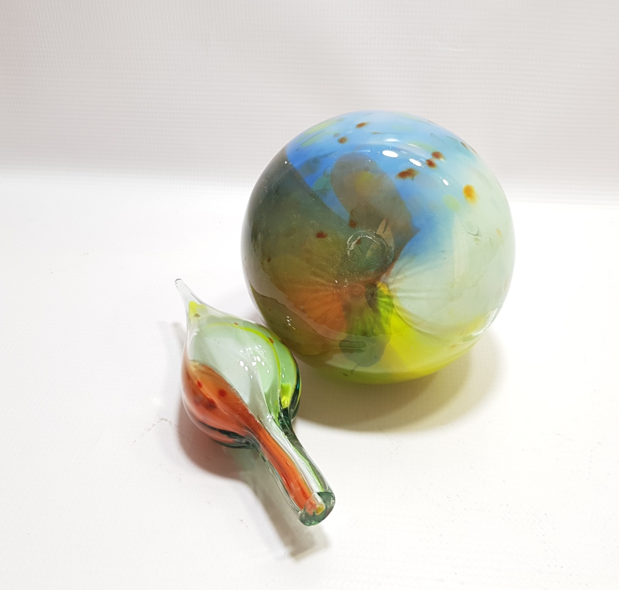 KUBBELİ FORMDA YAPILMIŞ ÜFLEME CAMDAN MAMUL ANTİKA MURANO ŞERBETLİK