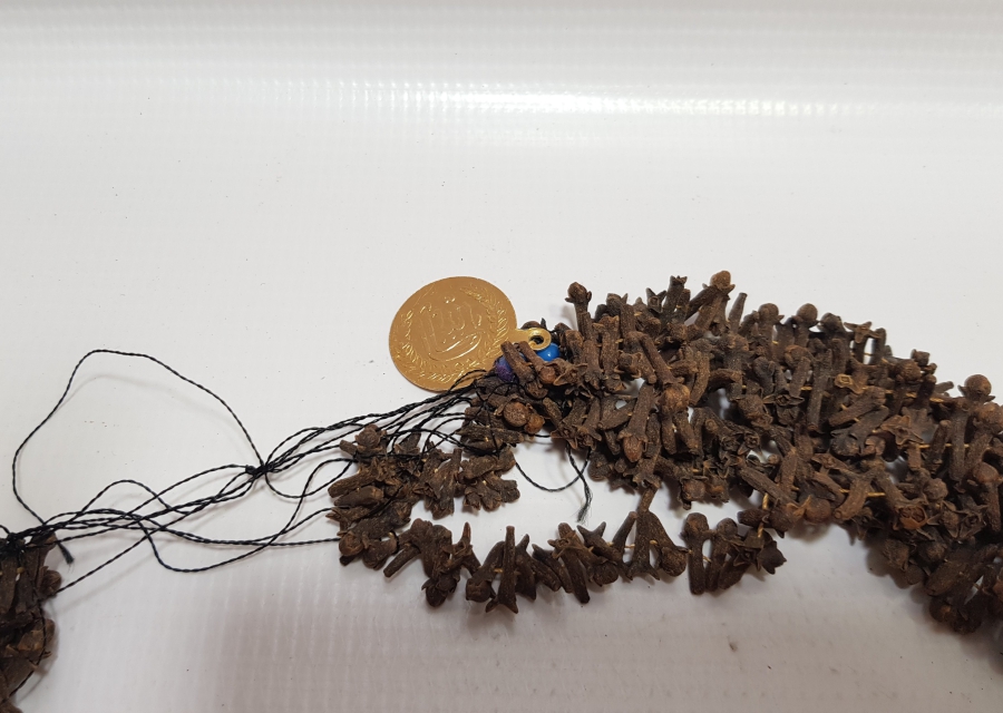 OSMANLI DÖNEMİ KARANFİLLİ GELİN NAZARLIĞI