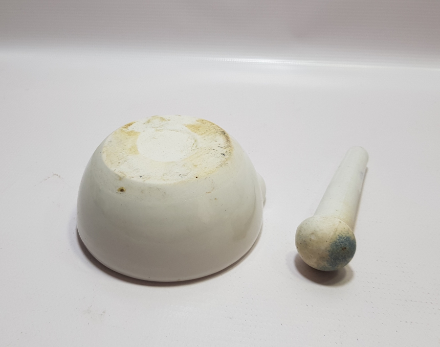 OSMANLI DÖNEMİ ORJİNAL ELİYLE PORSELEN ECZACI HAVANI