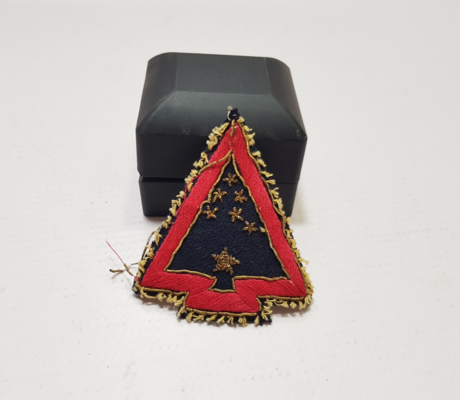 KORE SAVAŞI DÖNEMİ ÇOK NADİR EL YAPIMI TÜRK TUGAYI AMBLEMİ KUTUP YILDIZI OMUZ PEÇİ