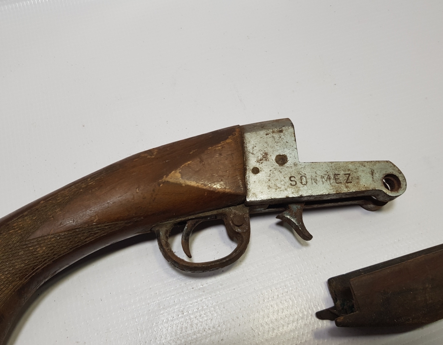 ANTİKA YERLİ YAPIM TÜFEK PARÇALARI