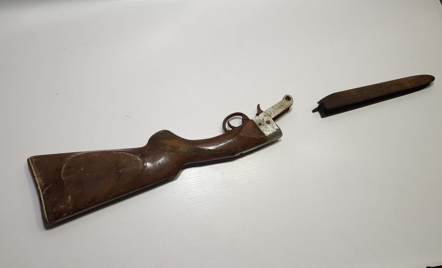 ANTİKA YERLİ YAPIM TÜFEK PARÇALARI