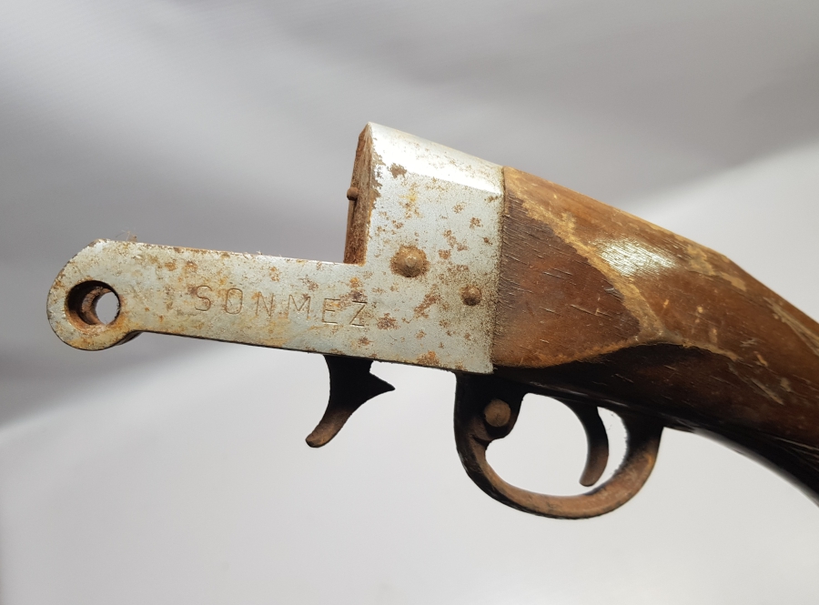 ANTİKA YERLİ YAPIM TÜFEK PARÇALARI