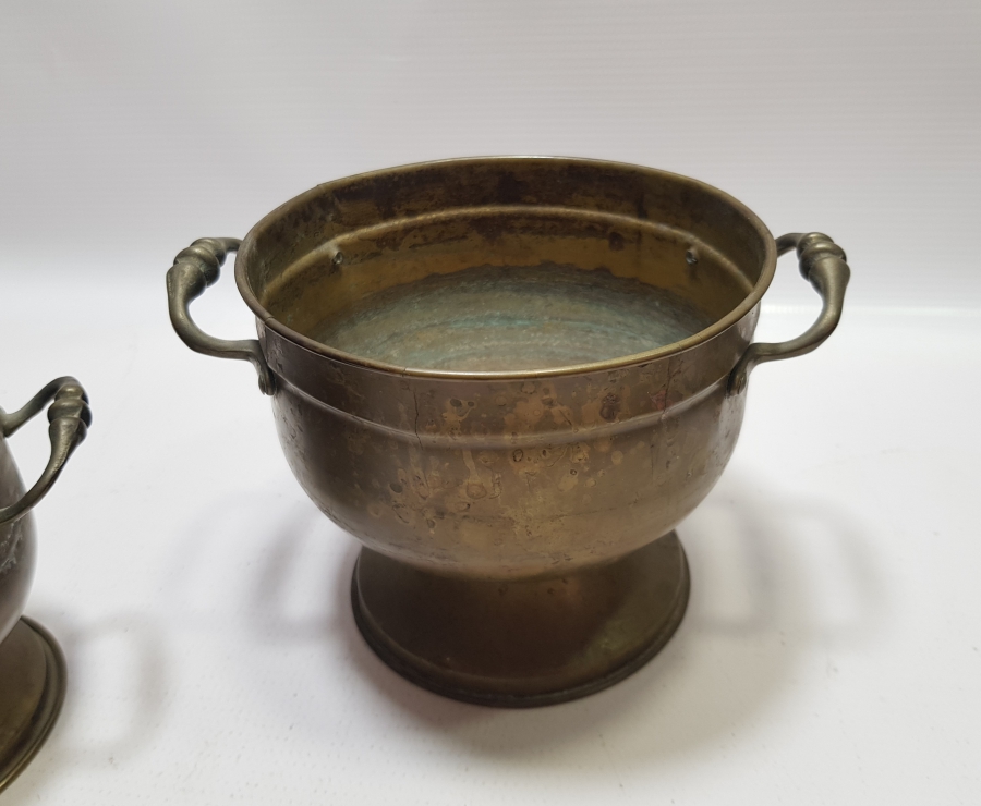 AVRUPA YAPIMI İKİ ADET TUTMAÇLI BAKIR KASE