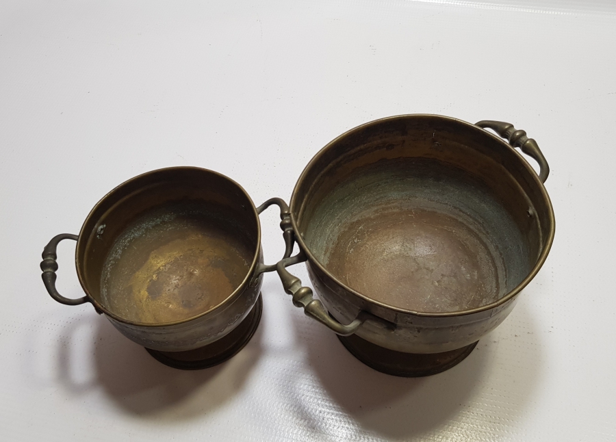 AVRUPA YAPIMI İKİ ADET TUTMAÇLI BAKIR KASE