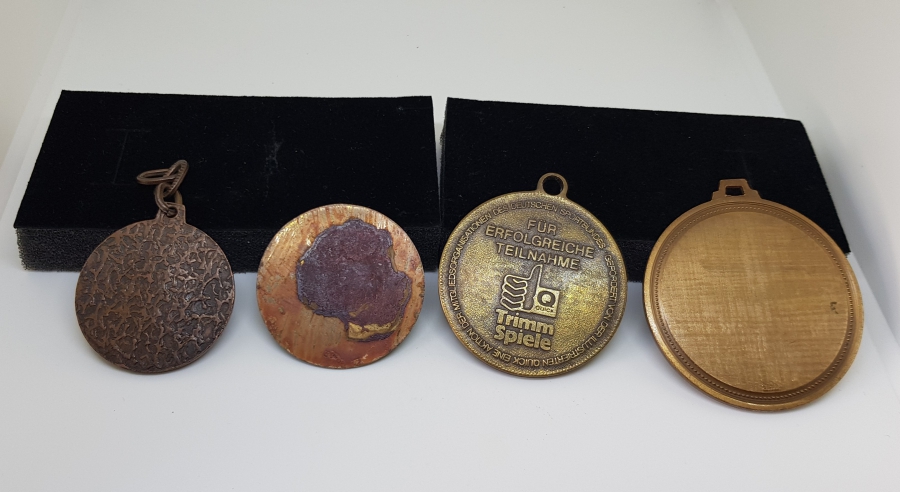 YERLİ VE YABANCI 4 ADET ANTİKA MADALYON