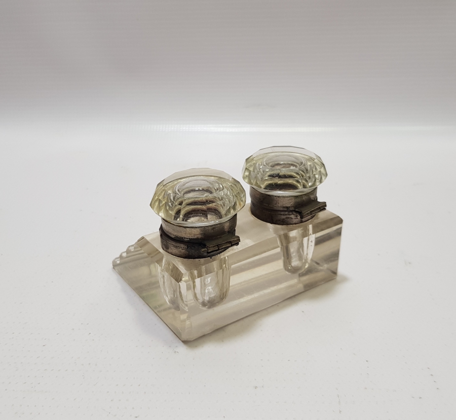 OSMANLI DÖNEMİ ÇİFT HAZNELİ KAPAKLI MASA HOKKASI