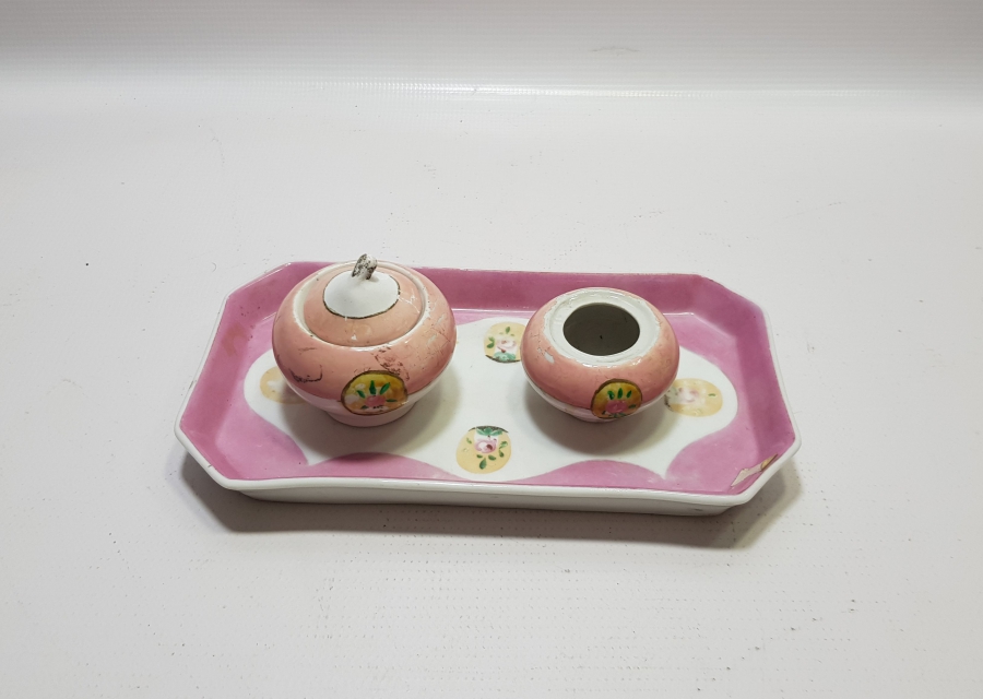 OSMANLI DÖNEMİ PORSELEN HATTAT HOKKASI