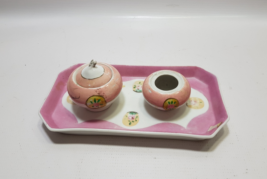 OSMANLI DÖNEMİ PORSELEN HATTAT HOKKASI