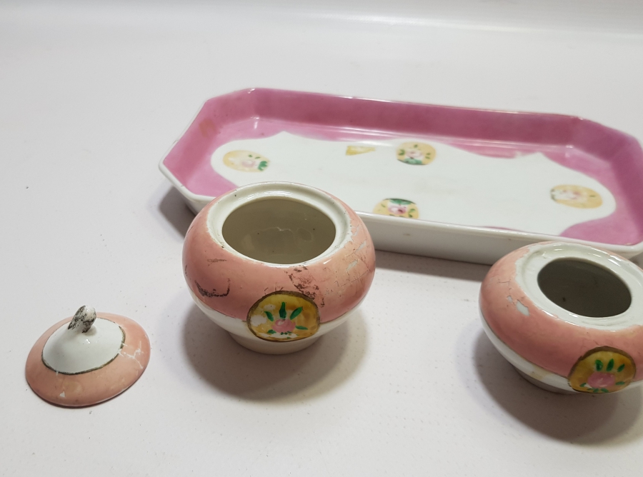 OSMANLI DÖNEMİ PORSELEN HATTAT HOKKASI