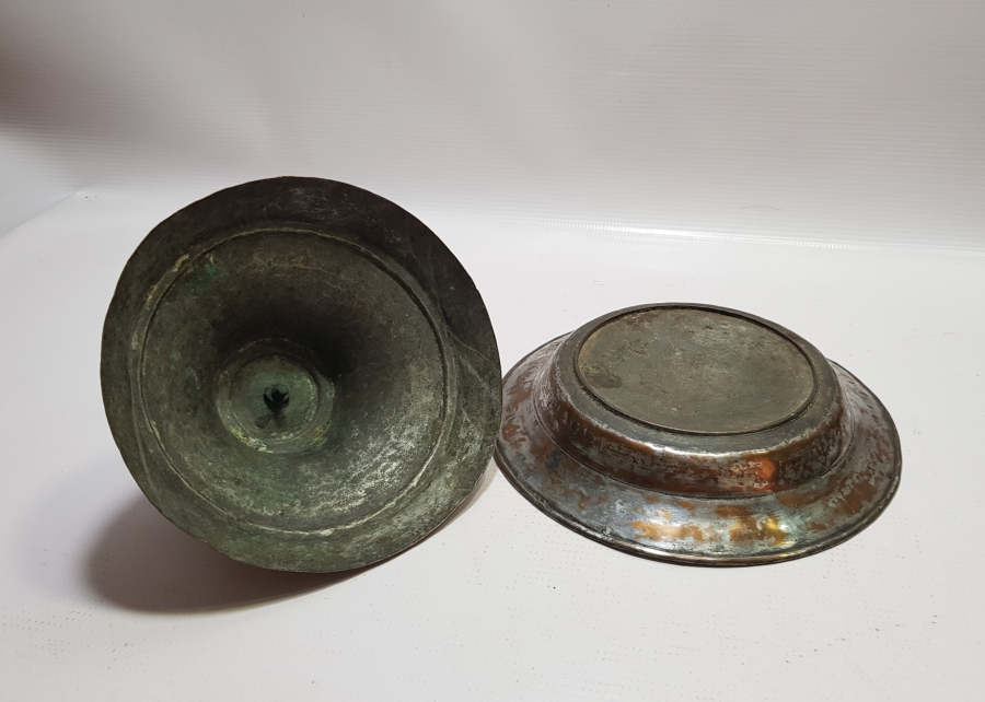 OSMANLI DÖNEMİ ERMENİCE YAZILI VE İŞLEMELİ BOSNA İŞİ KAPAKLI SAHAN