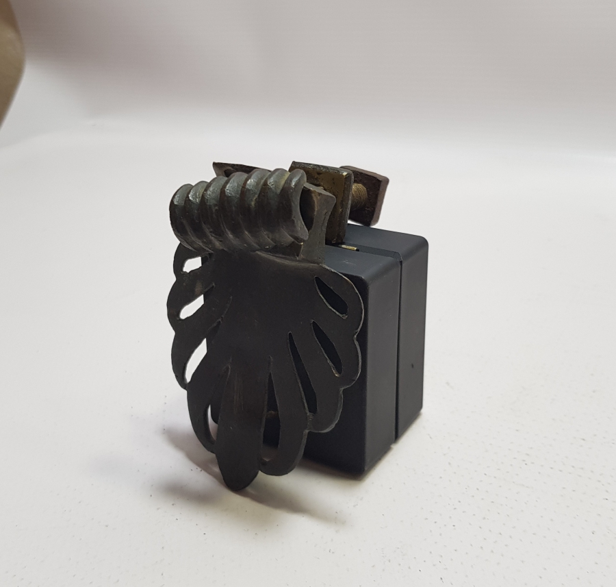 ORİJİNAL DERİ KILIFINDA YÜKSEK KONDİSYONDA ANTİKA FOTOĞRAF MAKİNESİ