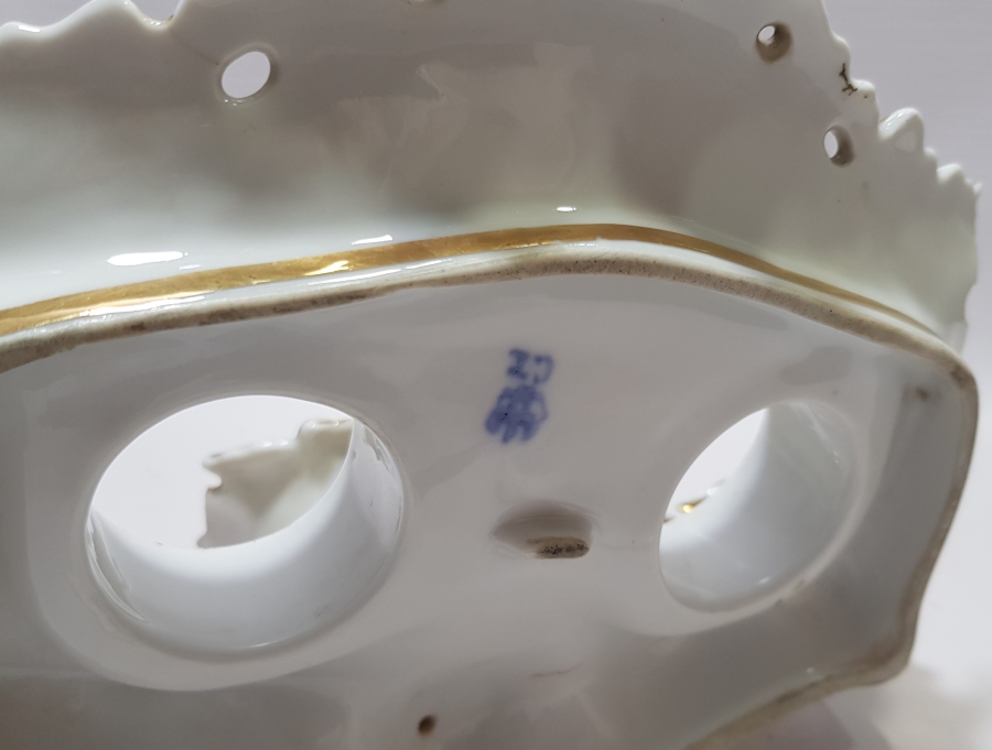 EL BOYAMA İŞÇİLİKLİ OSMANLI DÖNEMİ PORSELEN HOKKA