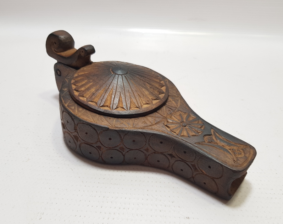 EL OYMA İŞÇİLİKLİ ANTİKA AHŞAP KAHVE SOĞUDANI