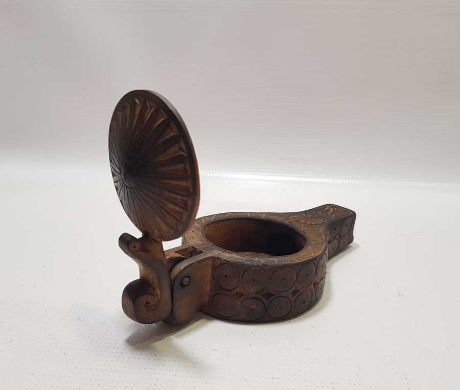 EL OYMA İŞÇİLİKLİ ANTİKA AHŞAP KAHVE SOĞUDANI