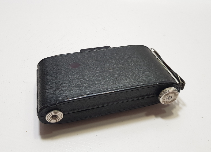 ANTİKA KÖRÜKLÜ FOTOĞRAF MAKİNESİ