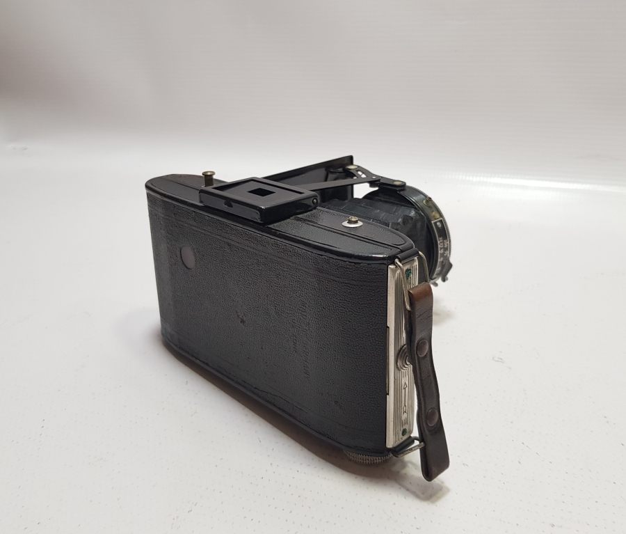 ANTİKA KÖRÜKLÜ FOTOĞRAF MAKİNESİ