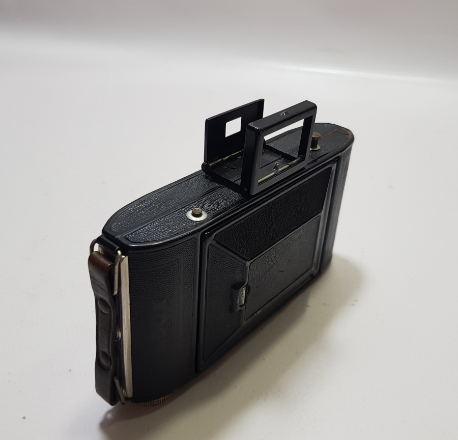 ANTİKA KÖRÜKLÜ FOTOĞRAF MAKİNESİ