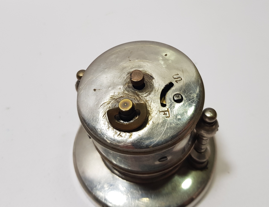 OSMANLI DÖNEMİ NADİR FORMDA OSMANLI KADRANLI MASA SAATİ