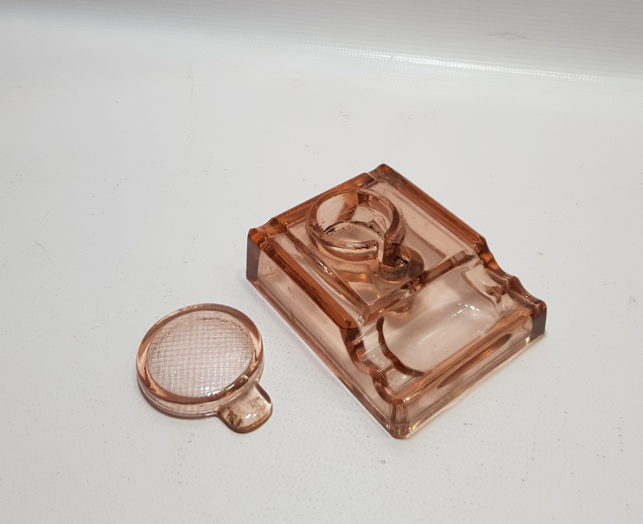 ANTİKA KAPAKLI CAM HOKKA