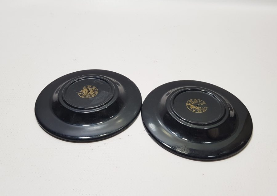 ÜZERİ SEDEF ÇAKMA İŞÇİLİKLİ İKİ ADET ANTİKA UZAKDOĞU İKRAMLIK