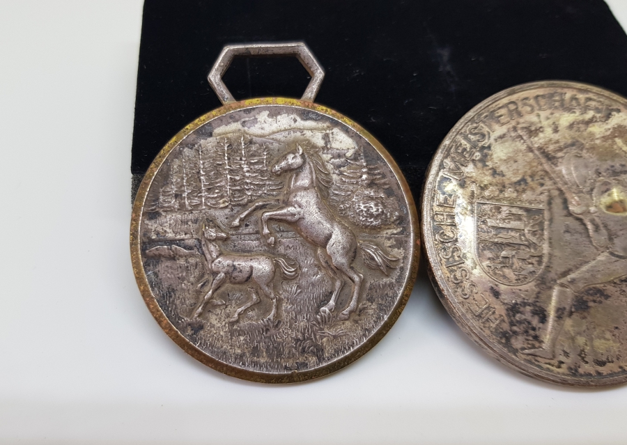 GÜMÜŞ KAPLAMA İKİ ADET ANTİKA AVRUPA MADALYON