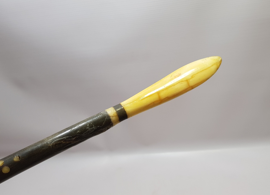 OSMANLI DÖNEMİ MORS DİŞİ VE BOYNUZDAN MAMUL SIRT KAŞIYICI