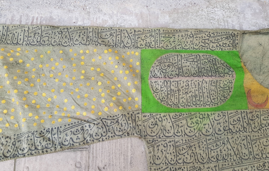 TEKKE İŞİ TILSIMLI GÖMLEK