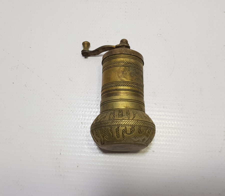 ANTİKA KARABİBER DEĞİRMENİ