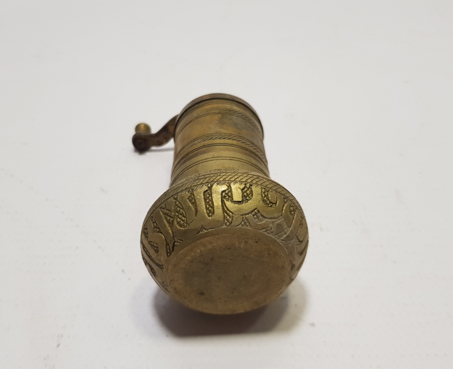 ANTİKA KARABİBER DEĞİRMENİ