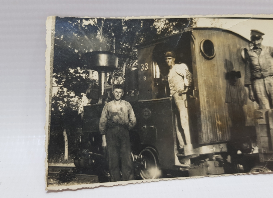 DEMİRYOLU TARİHİ - 1936 TARİHLİ TREN VE MAKİNİSTLER KONULU İKİ ADET ORİJİNAL FOTOĞRAF