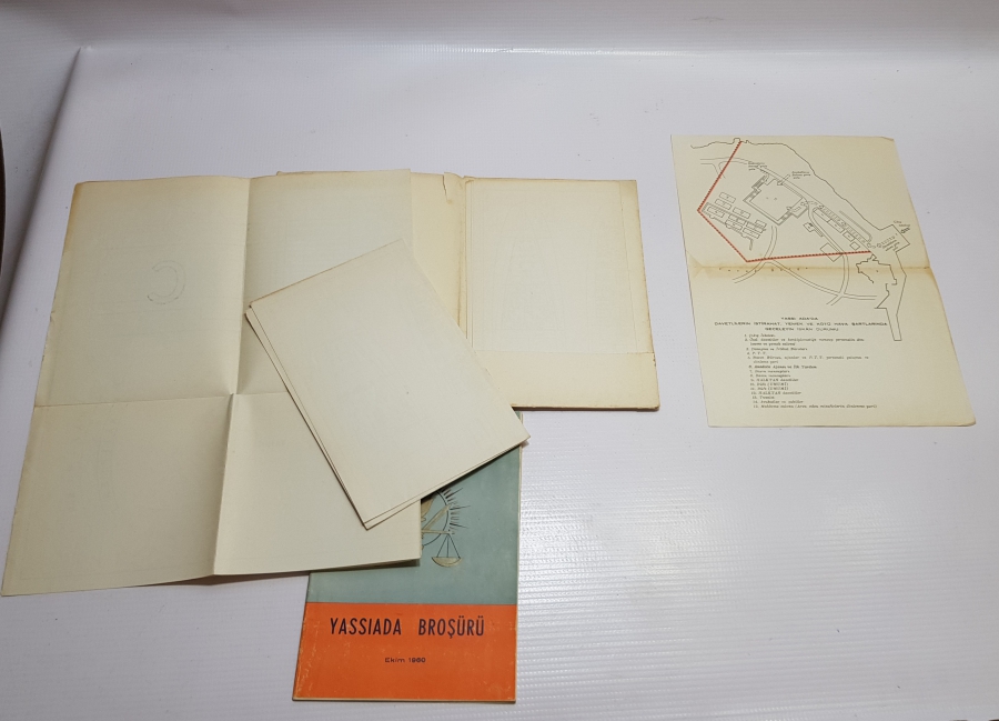 1960 DARBESİ TÜM EKLERİYLE BİRLİKTE ÇOK NADİR YASSIADA BROŞÜRÜ