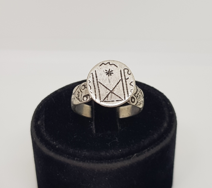 OSMANLI DÖNEMİ OĞUZ TÜRKLERİ BEĞDİLİ BOYUNA AİT ÇOK NADİR GÜMÜŞ YÜZÜK