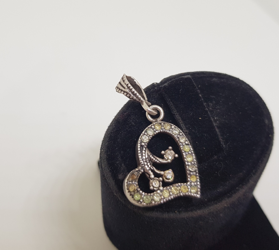 KALP FORMLU GÜMÜŞ KOLYE UCU