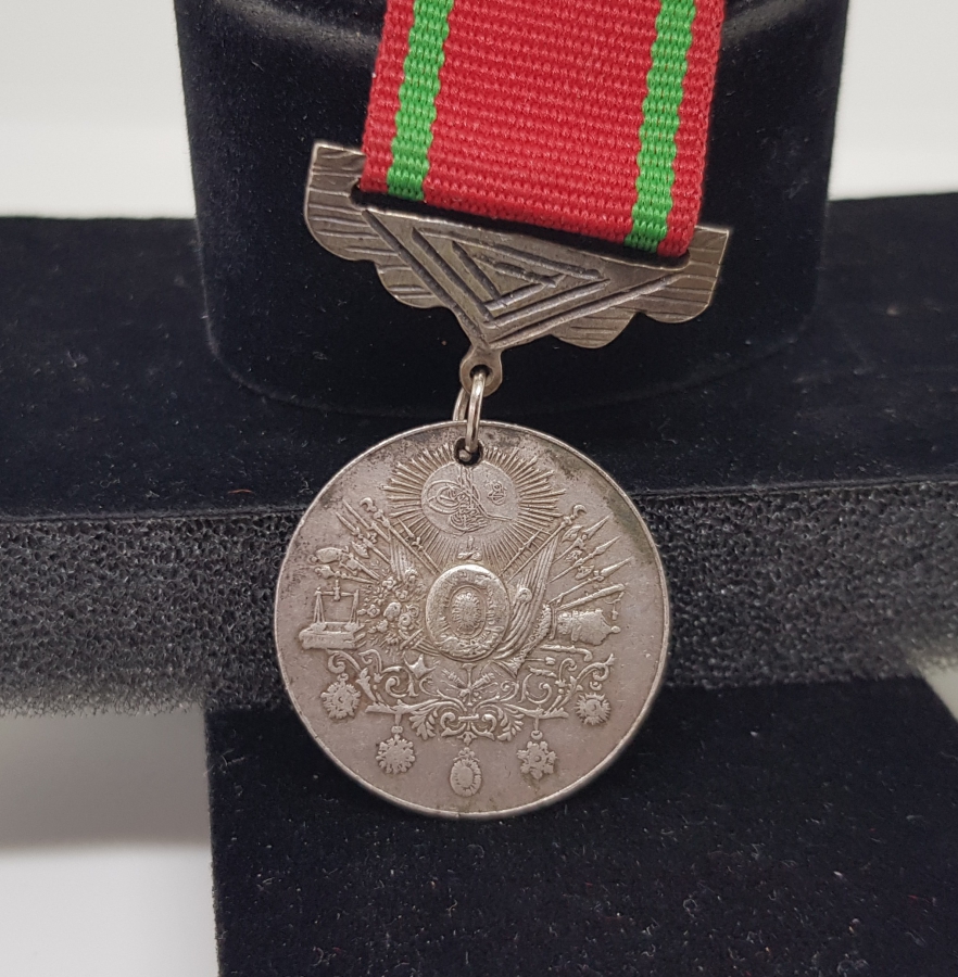 OSMANLI GÜMÜŞ LİYAKAT MADALYASI