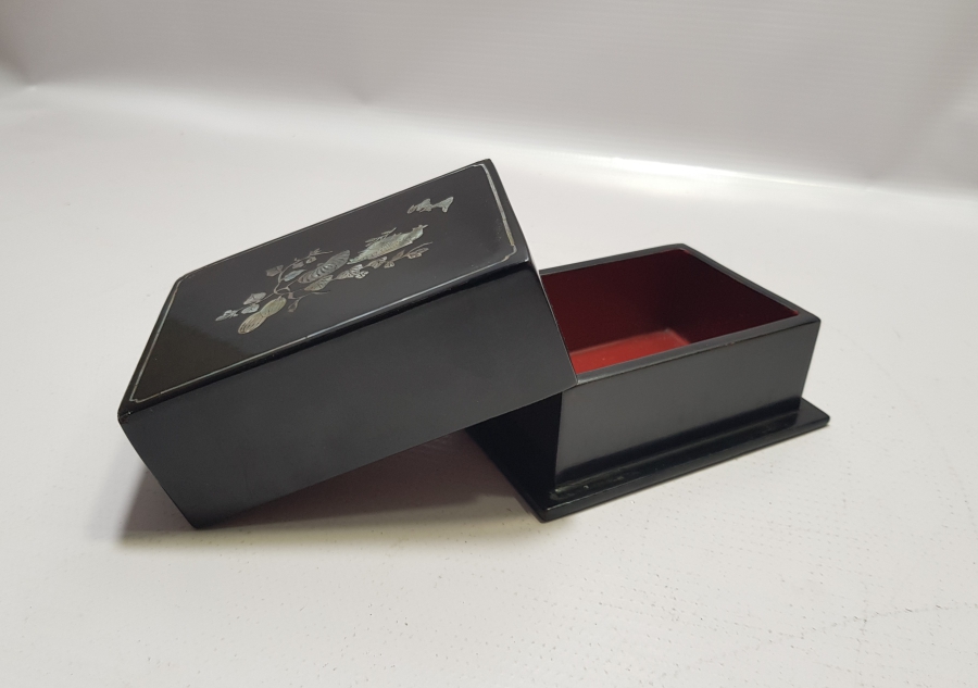 ANTİKA PAPIER MACHE KUTU