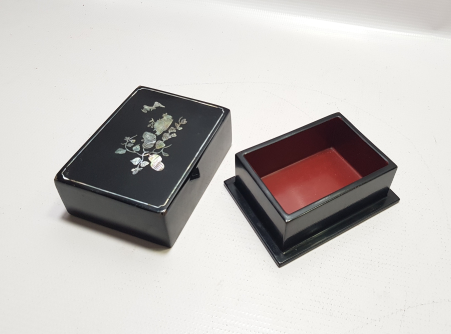 ANTİKA PAPIER MACHE KUTU