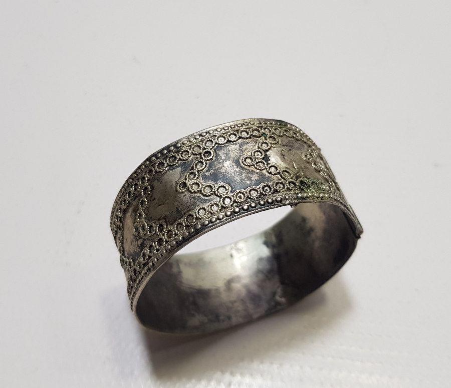 OSMANLI DÖNEMİ GÜHERZE İŞÇİLİKLİ GÜMÜŞ BİLEZİK