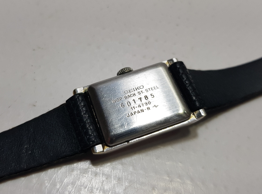 SEİKO BAYAN KOL SAATİ