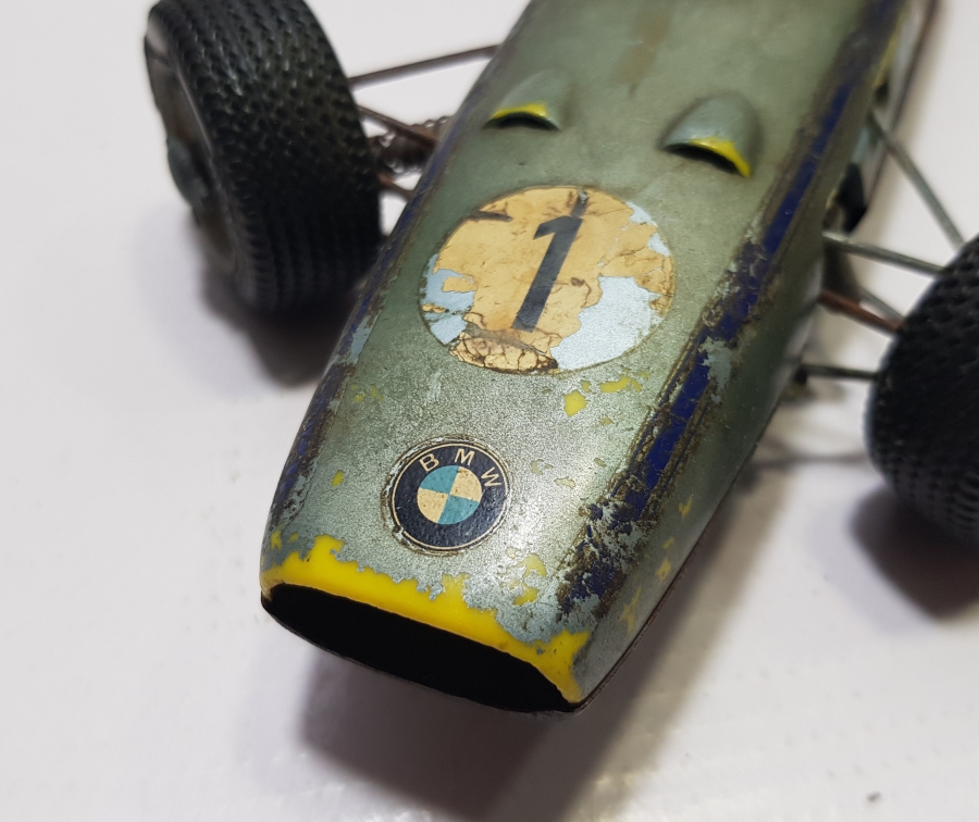 ANTİKA BMW OYUNCAK YARIŞ ARABASI