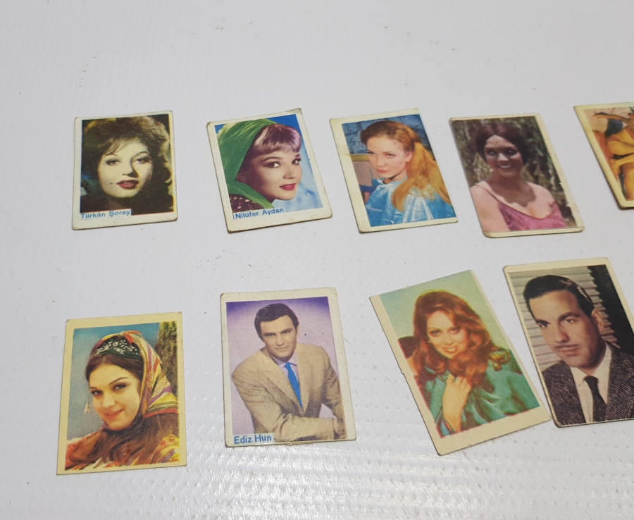 1970LERDEN SİNEMA ARTİSTLERİ KONULU CİKLET KARTLARI