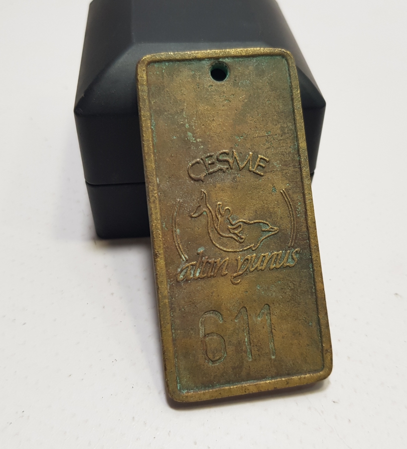 ÇEŞME ALTIN YUNUS OTELİ ANTİKA ODA ANAHTARLIĞI