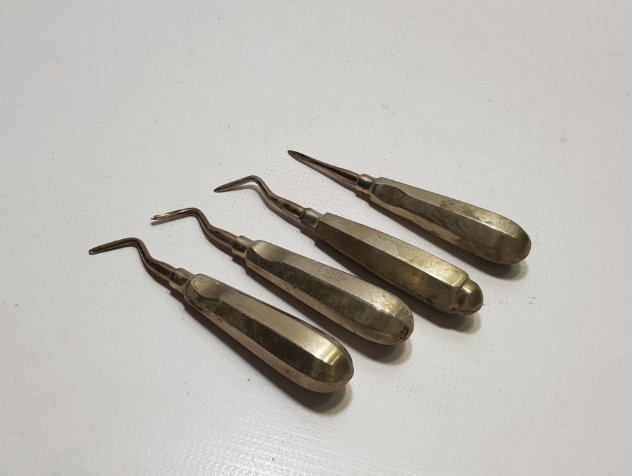 ANTİKA DİŞÇİ EL ALETLERİ